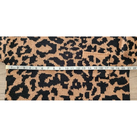 AAKAA Leopard Print Sweater Neon‎ Trim Knit Pullover Animal Print Women's Small - Picture 6 of 7